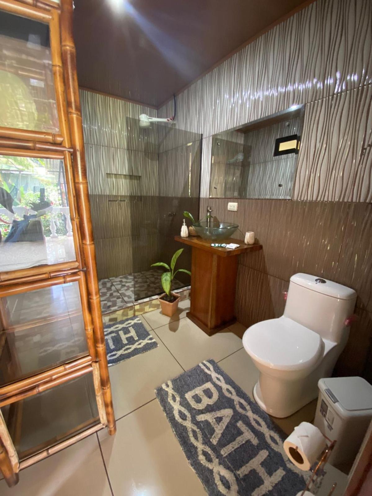 Frias Home Tortuguero Exteriér fotografie